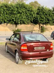  1 اوبل استرا