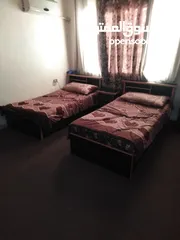  12 غرفة نوم شباب للبيع لاتيه