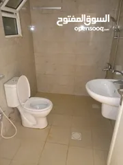  10 شقة فارغة - الجاردنز - 3نوم - 135م