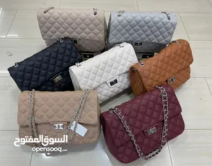  4 شُنط  ، كواليتي عاليه  نفس الصوره تماماً  احجام مختلفه ومناسبه لجميع الستايلات