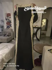  4 فساتين وقفطان وجلابيات منوعة للبيع