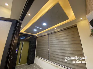  5 عماره ثلاث طوابق وروف بمواصفات خاصه للبيع في جبل الحسين