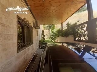  21 فيلا فاخرة في-عبدون-خمس غرف بمصعد داخلي وموقع مميز (ID# : 6871)