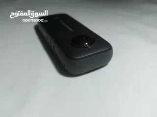  11 كاميرا انستا 360 X2