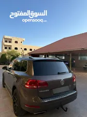  4 Volkswagen Touareg