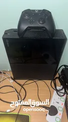  1 Xbox one with game