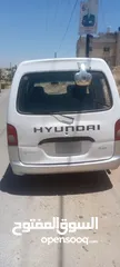  2 باص هونداي h100 لون ابيض