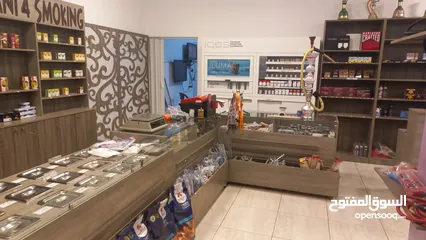  7 خشب ديكور لمحل اراجيل بحالة ممتازة للبيع