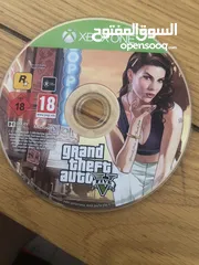  2 دسك جي تي اي مستعمل للبيع بسعر 80 شيكل اللعبه شغاله استعمال خفيف مافي ولا خدش اللعبه جميله جدا