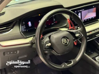  12 Skoda Octavia