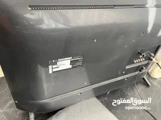  3 شاشة تلفاز