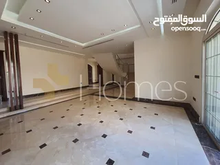  7 فيلا للبيع في اجمل مناطق عبدون، مساحة بناء 1800م