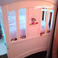  2 تخت اطفال مستعمل بحال الوكاله