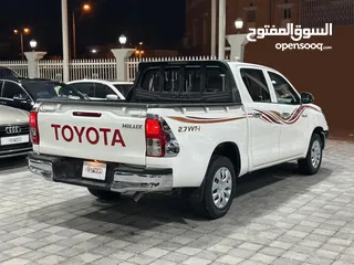  11 Toyota Hilux 2.7