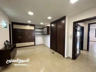  11 شقة في الطيرة للبيع بالقرب من مطعم جاسمين