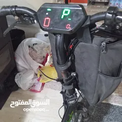  2 بسكليت كهرباء صاروخ مش بسكليت ما شاء الله طبعا