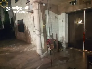  3 شقة أرضية مميزة للبيع في الدوار السابع  - قرب كوزمو 160م مع حديقة وترسات 200م