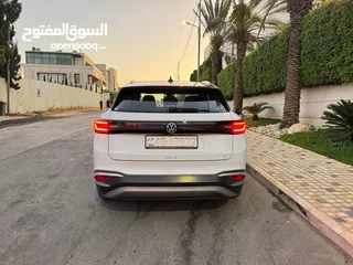  9 . ID4 موديل 2022 بحالة الوكالة فحص كامل