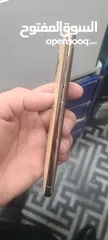  2 جهاز i 11 pro وكاله لا يوخد به اي شخوط الجهاز عباره عن وكاله