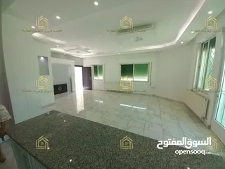  6 شقة فارغة للايجار في اجمل مواقع دابوق 2 نوم طابق اول من فيلا مع اطلالة مميزة