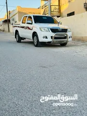  12 تيوتا هايلكس 2013