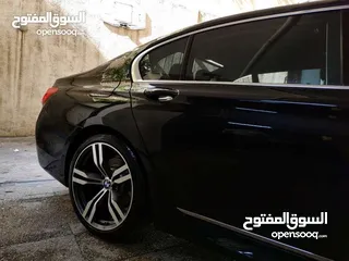  4 BMW 730i  2018 Twin turbo