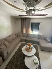  1 طقم كنب جلوس مستعمل بحاله ممتازه للبيع 10 مقاعد