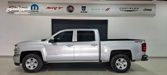  1 Chevrolet Silverado 1500 LT Long Box 4X4