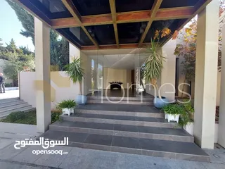  125 قصر فاخر مع مساحات خارجية للبيع في ارقى مناطق عبدون، مساحة ارض 2800م