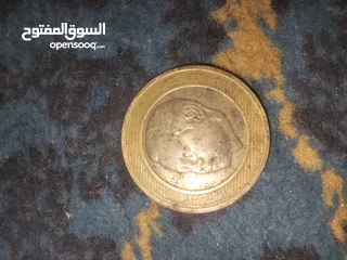  1 10بيزو مكسيكية وهي تعتبر من أندر العملات