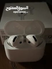  1 AirPods 4 Active Noise Canceling (ANC)