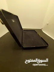  12 حقيبة كلاتش من ماركة كيليان ذا تمبتريس سوداء وراقيه ،Black Clutch The Temptress by Kilian