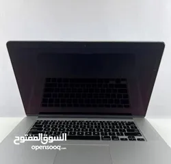  1 MacBook pro 2012