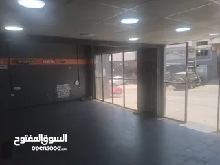  2 محل للايجار مع خلو المنطقه الصناعيه البيادر
