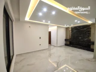  8 شقة للبيع ارضي معلق خلدا إشارة البشيتي قرب المدارس الجزيرة البنات