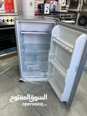  6 ثلاجات سامكس مكتبيه آخر 5 حبات. لحق حالك