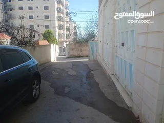  2 محلات للبيع
