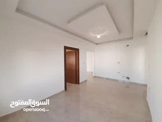 6 شقة ارضية بمواصفات مميزة بمساحة 150م+100م ترس خارجي في ابو السوس البيادر بالقرب من دوار الدفاع المدن