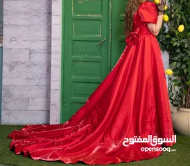  1 فستان احمر ملوكي جديد