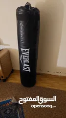  3 كيس ملاكمة طوله تقريبا 140cm