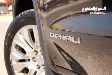  10 ‏Gmc Sierra Denali 2020 diesel  ‏‎ديزل كلين تايتل