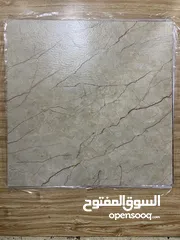  2 ارضيات لاصقة باركية وبورسلان