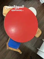  2 Kid round table with 4 little chairs