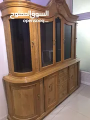  2 بوفيه خشب زان نظيف بحال الوكالة