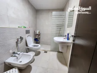  12 شقة مفروشة للإيجار في عبدون - ref : 14515