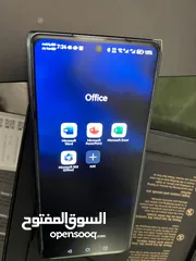  9 Huawei Mate X3 (Special with eSIM)