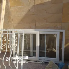  5 ابواب وشباك للبيع بحال الجديد