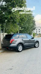  3 2014. Ford Explorer