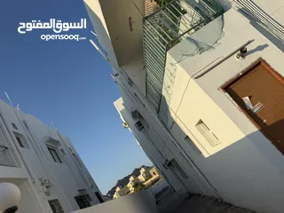  2 بنايه للبيع سكني مطرح دارسيت نظام شقق مؤجره مطلوب 160الف صافي للمالك