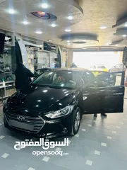 2 Hyundai Elantra GLS 2018/19 (فل مواصفات مع فتحة)